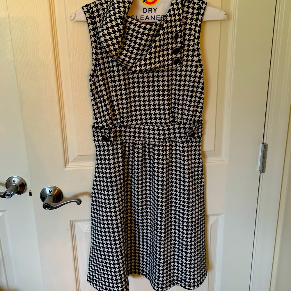 Monteau Sleeveless Mini-dress